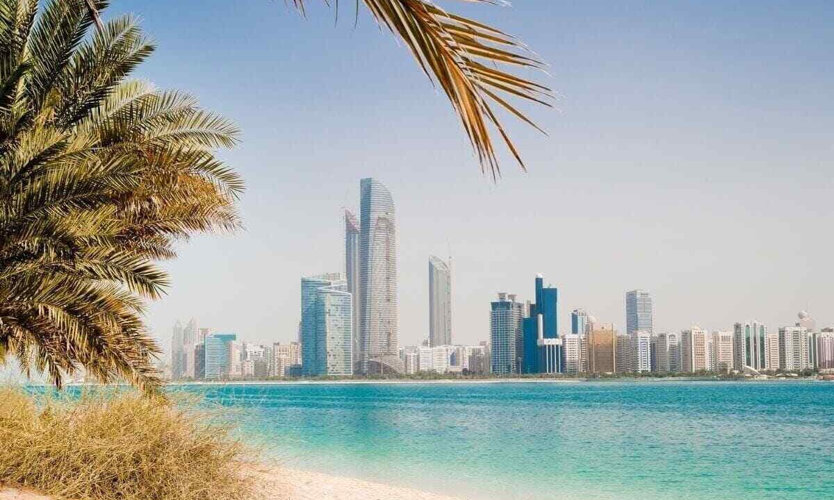 Birleşik Arap Emirlikleri’nde Bulunan En Güzel Plajları Keşfetmelisiniz!