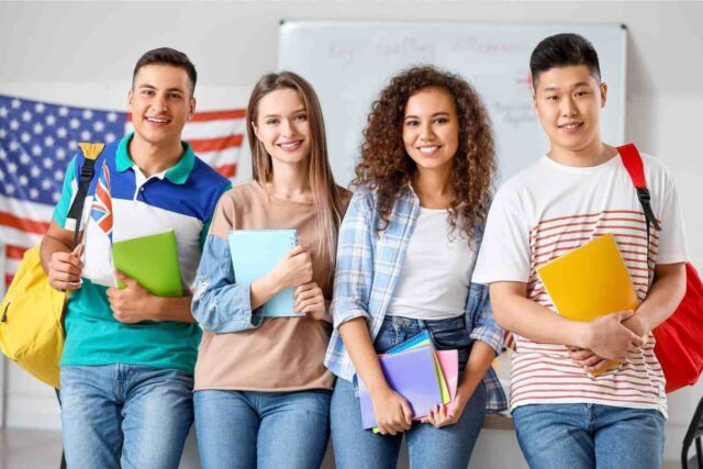 Dil eğitimiyle ilgili bir görsel.