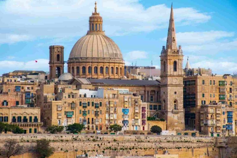 Malta'da MS adını taşıyan bir yapının veya mekanın görüntüsü.
