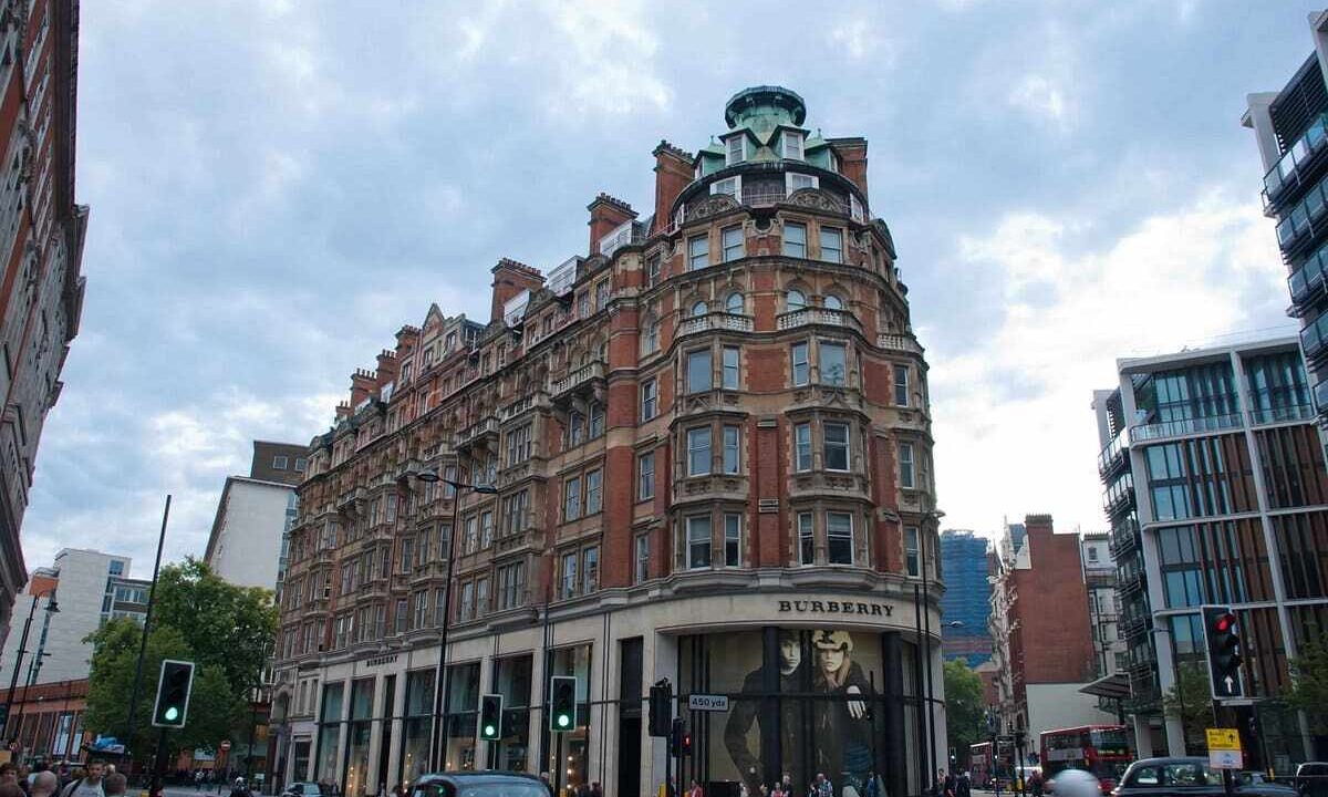 İngiltere’nin Dünyaya Hükmettiği Bazı Markaları