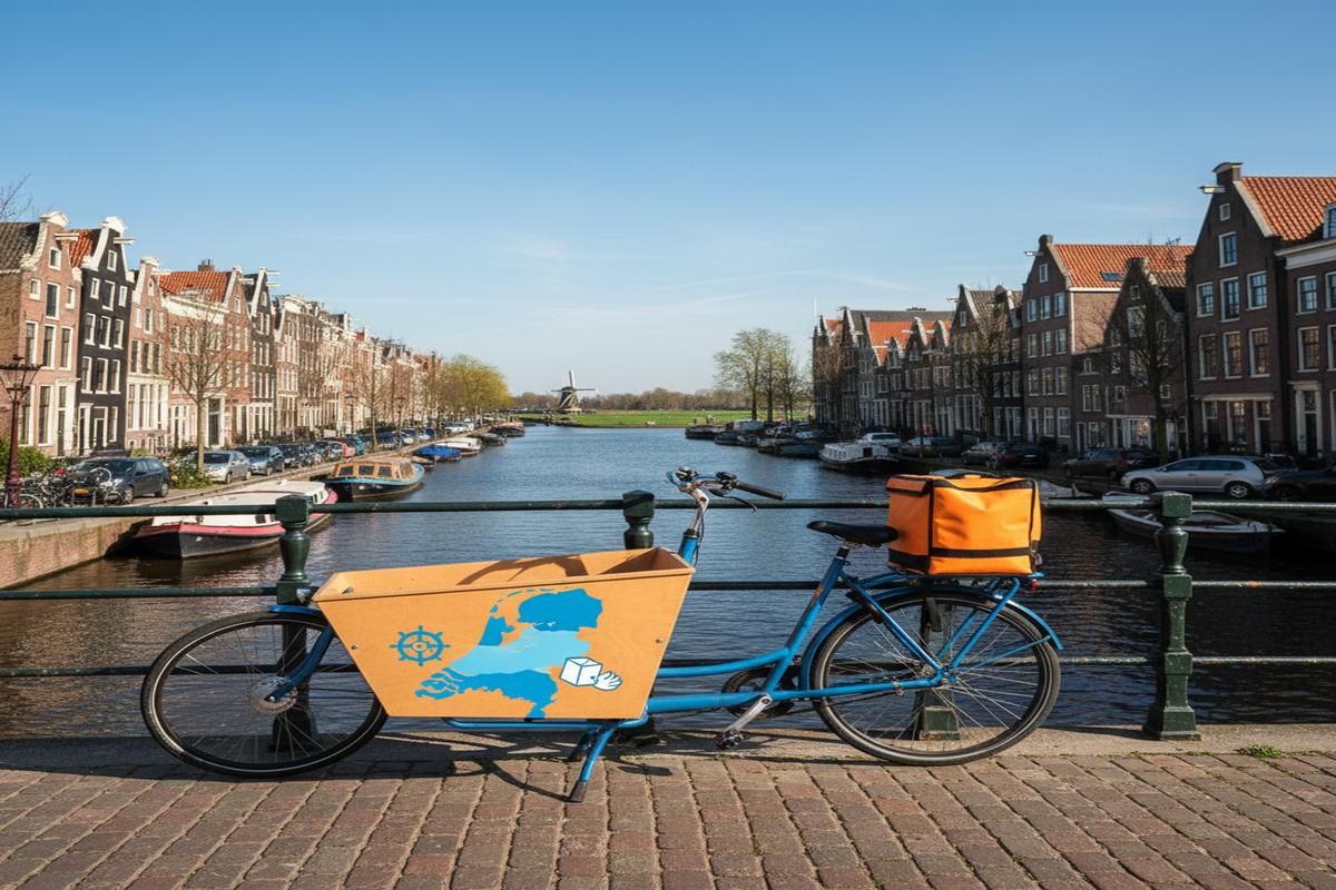 Hollanda’da Kurye/Şoför Olmak: Güncel Maaş, Vize ve İpuçları