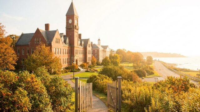 Prince Edward Island Üniversitesi: Bölümler, Başvuru Rehberi