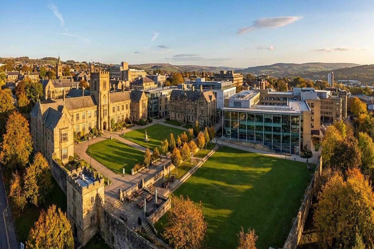 Bradford Üniversitesi: Bölümler, Başvuru ve Burs Rehberi