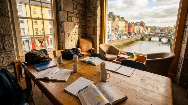 Cork’ta Dil Okulu: Bütçe Dostu İngilizce ve Güncel Rehber
