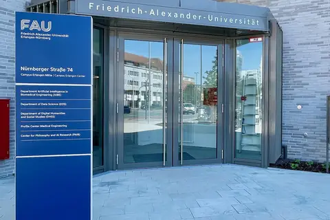 Friedrich-Alexander-Universität Erlangen-Nürnberg kampüsü