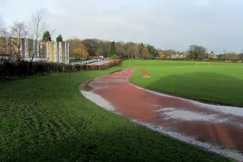Leeds Trinity Üniversitesi atletizm pisti