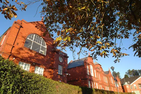 South Wales Üniversitesi Glyntaff kampüsü