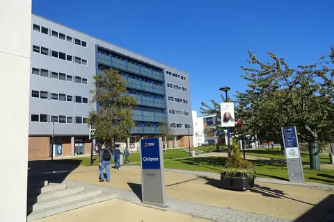Sunderland Üniversitesi City Campus binası