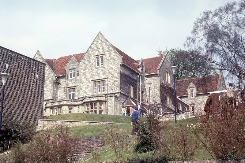Winchester Üniversitesi binası